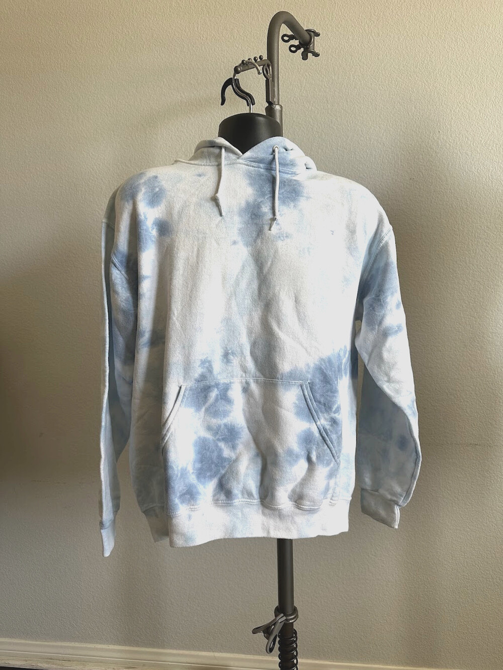 Artist Union Clothing Co Tie Dye Hoodie Sweatshirt Blue White Size L